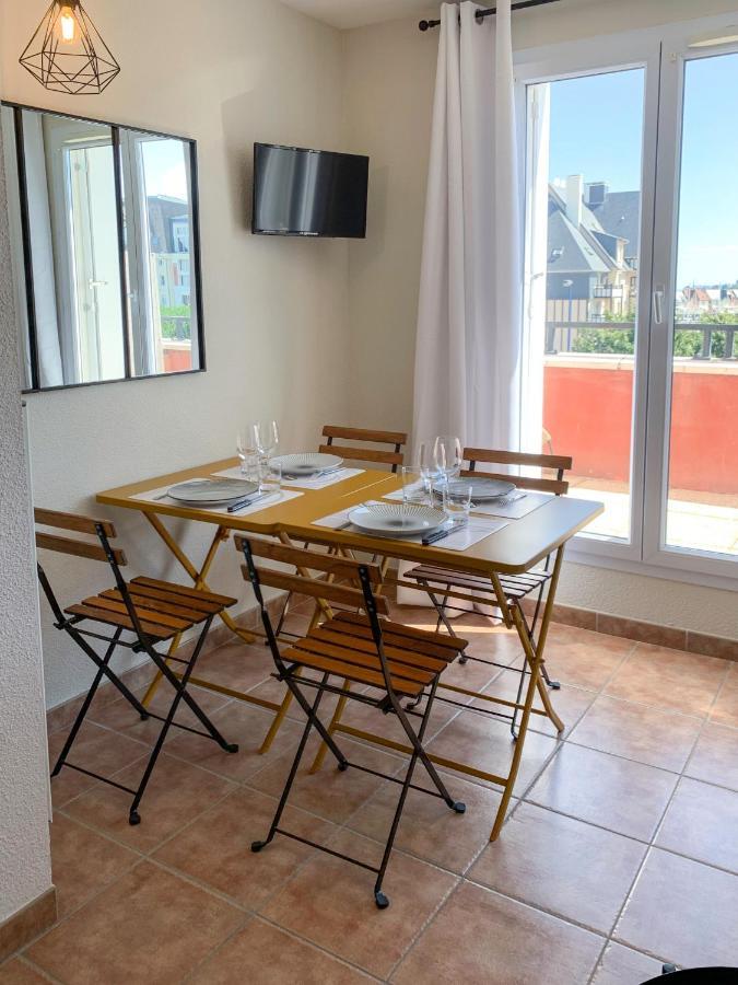 Duplex 2 Pieces Port Cabourg - 2 A 4 Personnes - Terrasse - Vue Port - Exclusif Book Ing Apartment Dives-sur-Mer Exterior photo